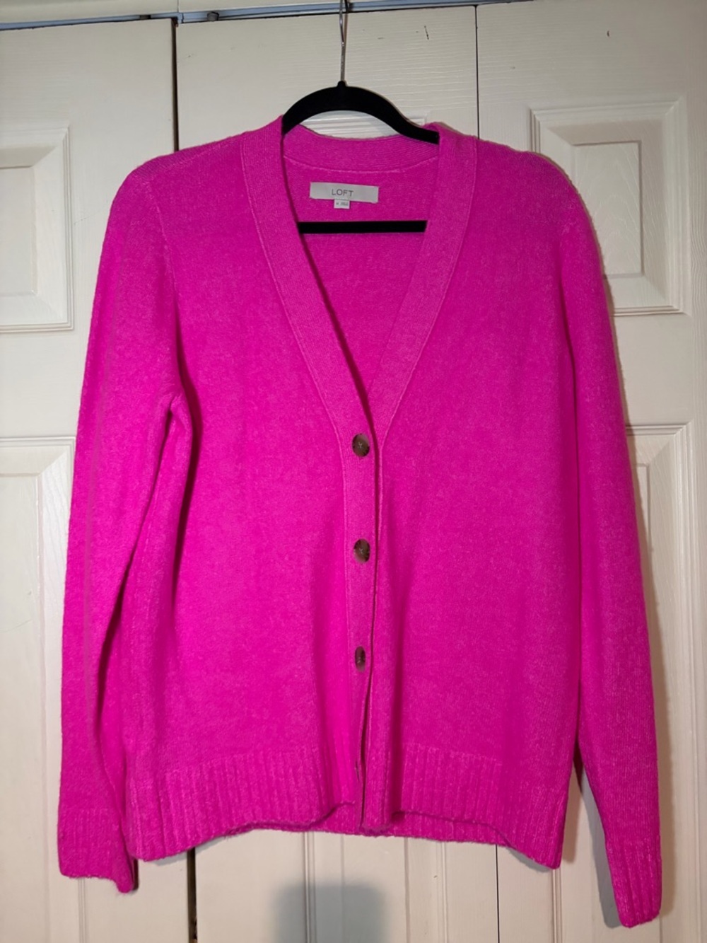 LOFT Bright Fuchsia V‑Neck Button Cardigan